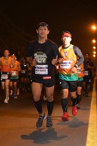 BIB: 4711, 42833
                            <button type="button" onclick="openModal(9886513)" class="btn btn-primary btn-sm float-right btn-popup" data-toggle="modal" data-target=".modal-high-quality">
                        <i class="fas fa-shopping-cart"></i> Add to Cart
                    </button>
                                            <button type="button" onclick="isThisMe(9886513, true)" class="btn btn-success btn-sm float-right btn-popup btn-isme hidden" data-toggle="tooltip" data-placement="bottom" title="นี่คือรูปของคุณใช่ไหม คลิกที่นี่เพื่อเอาเข้าอัลบั้ม">
                        <i class="fas fa-plus"></i> Add to album
                    </button>
                    <button type="button" onclick="isThisMe(9886513, false)" class="btn btn-warning btn-sm float-right btn-popup btn-isnotme hidden">
                        <i class="fas fa-ban"></i> Remove from album
                    </button>